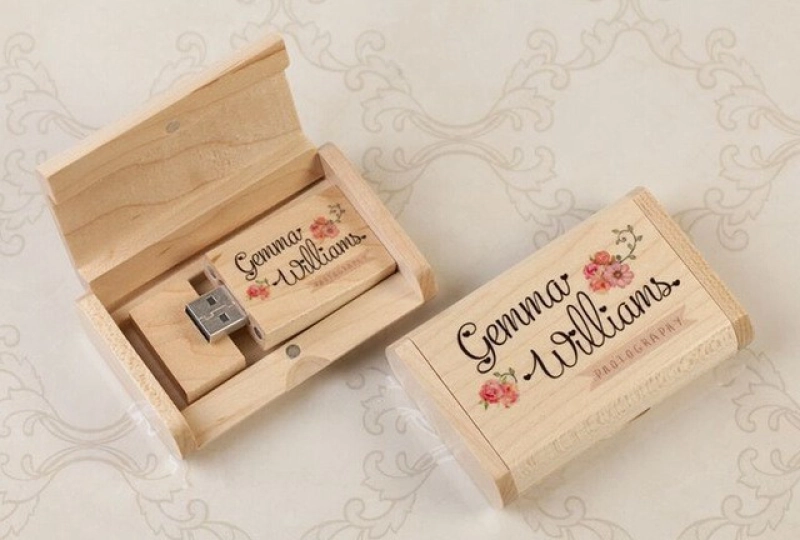 Caja de Madera para USB