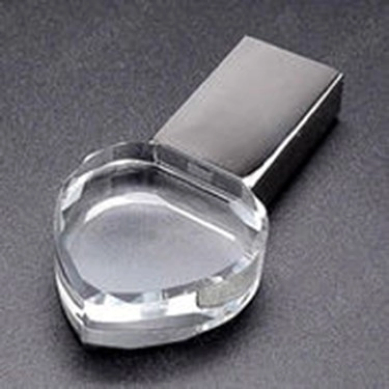 Memoria USB en forma de Corazon en Cristal