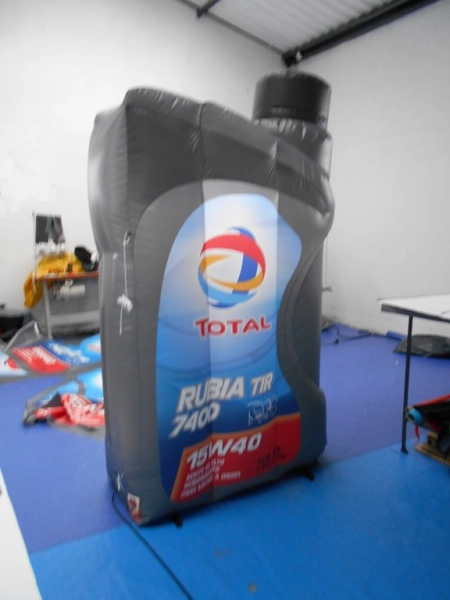 Dummy Inflable Estatico Botella de Aceite