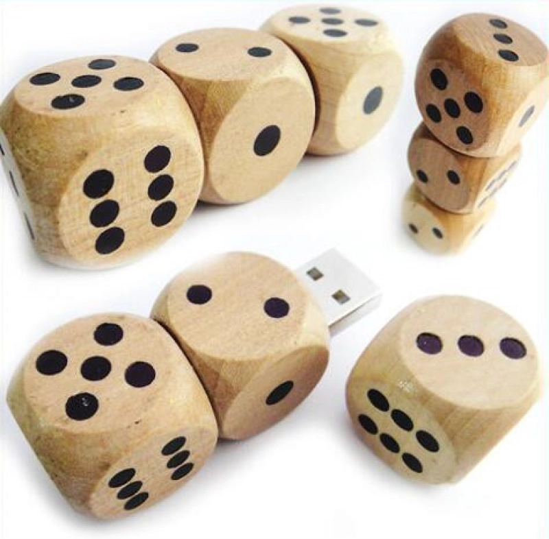 Memoria USB en madera en forma de Dados